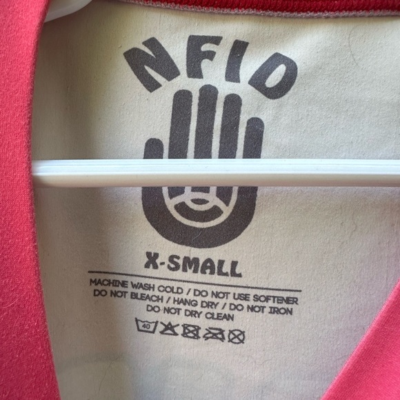 NFID ‘Kill Your Ego’ Red and Black Checkered Men's Rash Guard Size XS - Picture 5 of 6